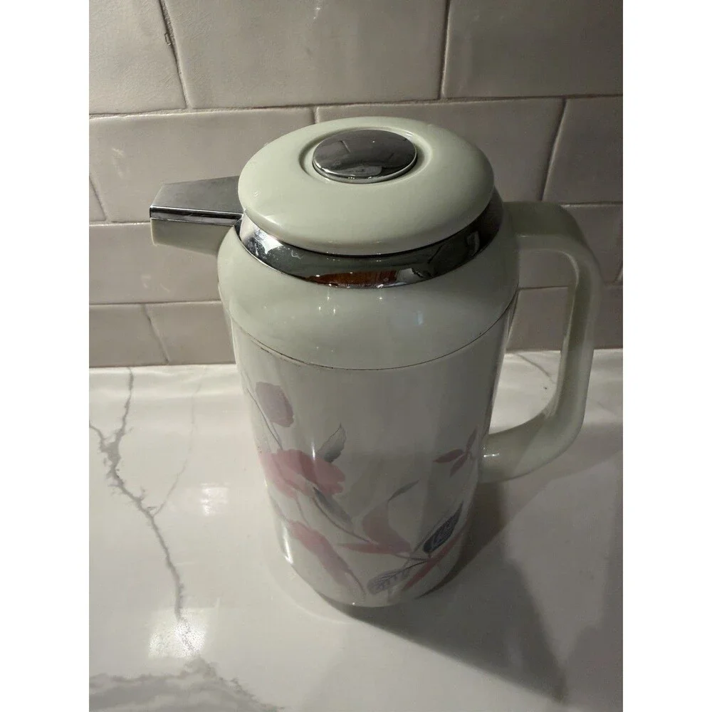 Beautiful Rare Mikasa Continental Silk Flowers 1 Liter Thermos